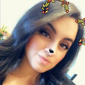 Meet your Posher, Erica